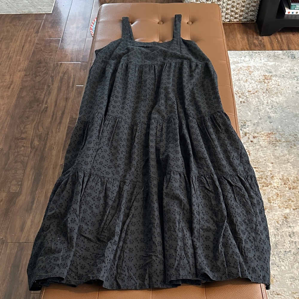 Women’s Black Eyelet Long Sleeve Dress - Sleeveless Tiered Maxi